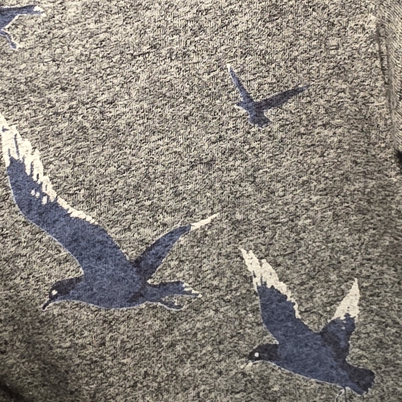 Sol Angeles Gray Tee with Blue Bird Design - Picture 3 of 5